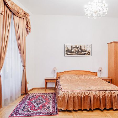 U Cerneho Medveda- At The Black Bear Apartment Prague Luaran gambar