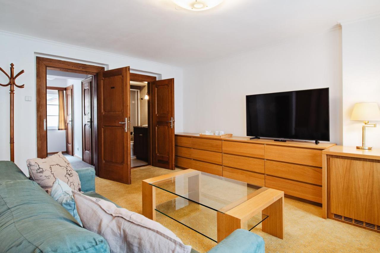 U Cerneho Medveda- At The Black Bear Apartment Prague Luaran gambar