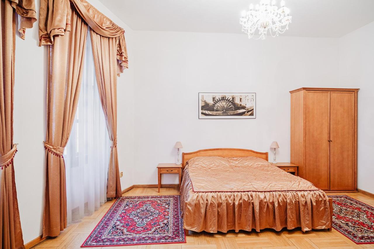 U Cerneho Medveda- At The Black Bear Apartment Prague Luaran gambar