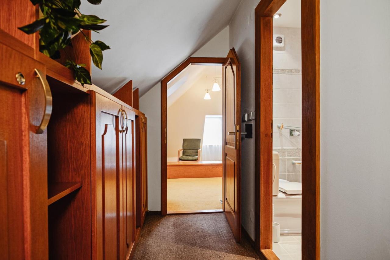 U Cerneho Medveda- At The Black Bear Apartment Prague Luaran gambar