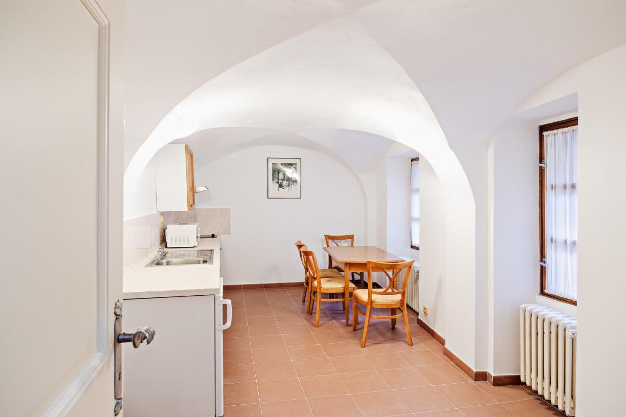 U Cerneho Medveda- At The Black Bear Apartment Prague Luaran gambar